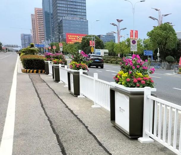 護欄（lán）花箱