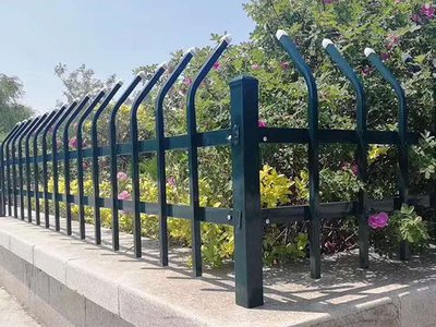 草坪護欄